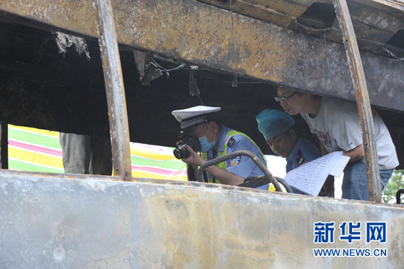 19���峿3��ڲ������������ۻ���1309KM���ɶ���������һ��װ�ؿ��ɿ�ȼҺ���С������һ�������������ݵĴ�ͳ�����׷β��ըϨ���»������������