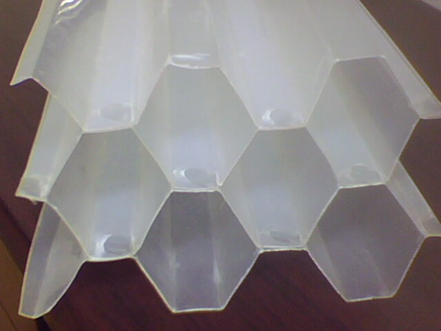 ����б��